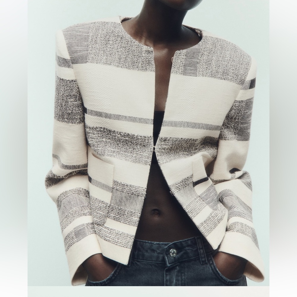 Structured striped jacket - Picture 2 of 4